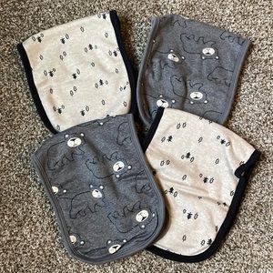 Burp cloth set NWOT